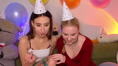 MilaBlack and  StacyBlonde Today unboxing Lovens OMG online show from 01.10.26