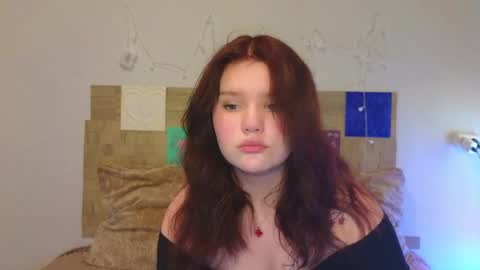 Snapshot of mina27372 chatting on 05.20.26 hi Im Mina online show from 05.20.26