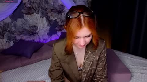 hi Im Mina  online show from 07.07.26