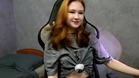 hi Im Mina  online show from 08.01.26