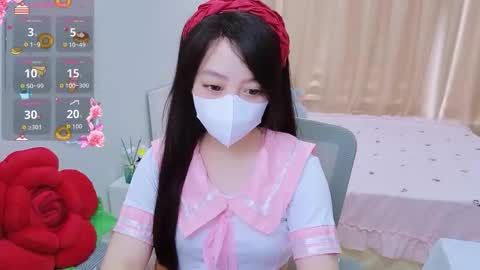 mina_68 online show from 10.14.25
