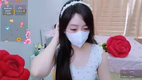 mina_68 online show from 10.20.25