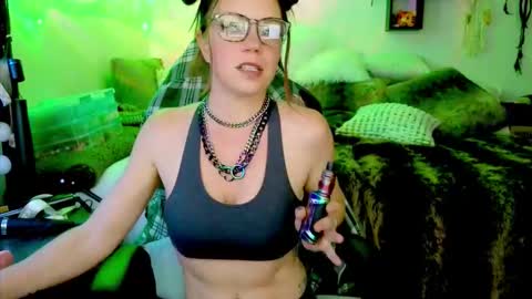 Snapshot of mindymars chatting on 02.04.26 Mindy Mars online show from 02.04.26