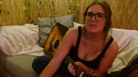 Mindy online show from 10.25.25