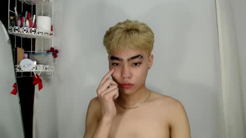 mingkla_man online show from 04.14.26