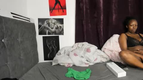 minlavine online show from 10.08.25