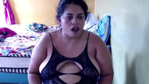 Snapshot of minnie_bbw69 chatting on 01.31.26 Andrea online show from 01.31.26