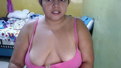 Snapshot of minnie_bbw69 chatting on 02.10.26 Andrea online show from 02.10.26