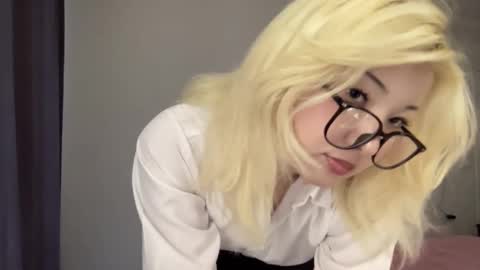 Snapshot of minnie_joy_ chatting on 02.24.26 Joy online show from 02.24.26