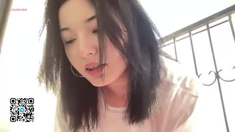 Snapshot of minnie_joy_ chatting on 03.26.26 Joy online show from 03.26.26