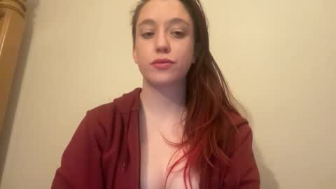 Snapshot of minnyminx chatting on 02.17.26 Minx online show from 02.17.26