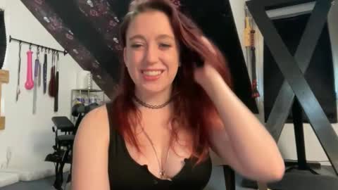 Snapshot of minnyminx chatting on 05.18.26 Minx online show from 05.18.26