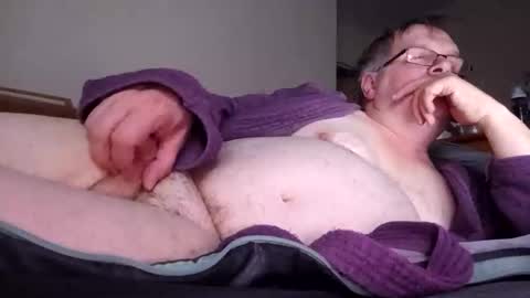 Snapshot of minos60200 chatting on 03.04.25 Stephano online show from 03.04.25