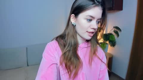 Snapshot of mintykisss chatting on 02.10.26 Linda online show from 02.10.26