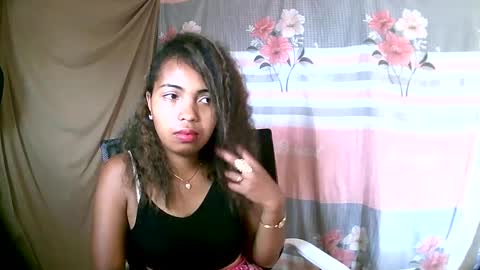 Snapshot of miorah chatting on 02.03.25 miorah online show from 02.03.25