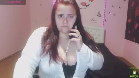 Snapshot of mira_cle_ chatting on 05.01.26 mira_cle_ online show from 05.01.26