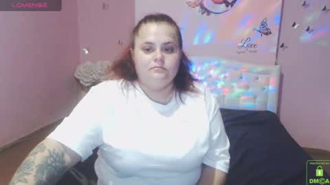 Snapshot of mira_cle_ chatting on 07.16.26 mira_cle_ online show from 07.16.26
