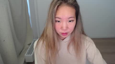 mira_g online show from 10.02.25