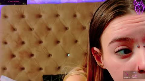 mira_lynxx online show from 11.26.25