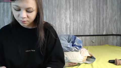 mira_one_ online show from 04.03.26