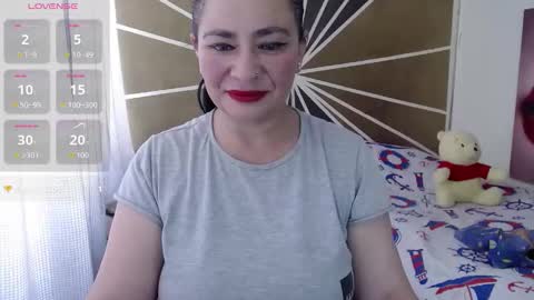 Vicky online show from 10.18.25