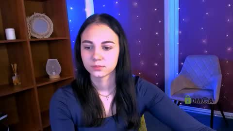 Snapshot of mira_vibe chatting on 12.19.25 Mira online show from 12.19.25