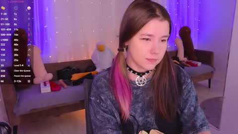 Snapshot of mirafalls chatting on 03.21.26 Mira online show from 03.21.26