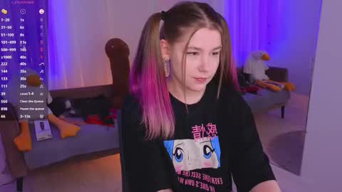 Snapshot of mirafalls chatting on 03.30.26 Mira online show from 03.30.26
