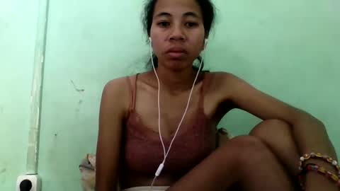 Snapshot of mirah881 chatting on 09.19.25 mirah881 online show from 09.19.25