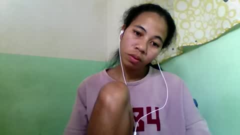 Snapshot of mirah881 chatting on 09.19.25 mirah881 online show from 09.19.25