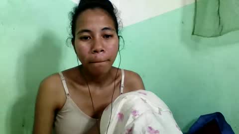 Snapshot of mirah881 chatting on 10.06.25 mirah881 online show from 10.06.25