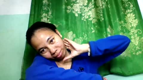 Snapshot of mirah881 chatting on 06.16.26 mirah881 online show from 06.16.26