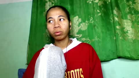 Snapshot of mirah881 chatting on 06.21.26 mirah881 online show from 06.21.26