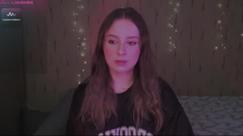 Kira online show from 02.08.25