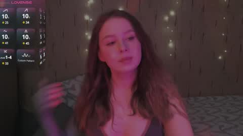 Kira online show from 02.14.25