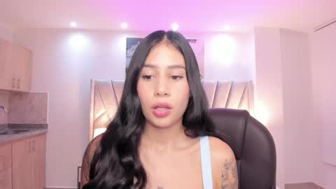 miranda_crawfor online show from 10.04.25