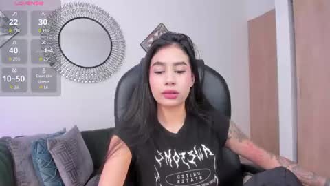 Snapshot of miranda_crawfor chatting on 06.14.26 miranda_crawfor online show from 06.14.26