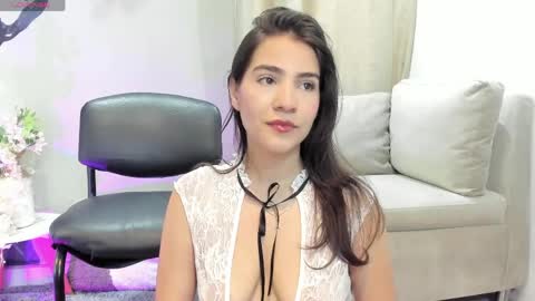 Snapshot of miranda_doll_ chatting on 04.07.26 online show from 04.07.26