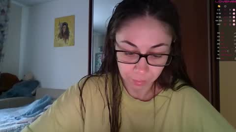 Snapshot of miranda_wish chatting on 09.15.25 MIRANDA online show from 09.15.25