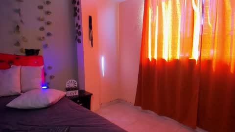 Snapshot of mirandabigboobs chatting on 02.11.26 Miranda online show from 02.11.26