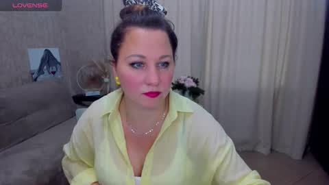 MirandaDyson online show from 09.23.25