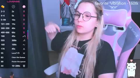 Kira online show from 11.14.25