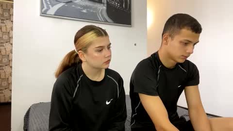 Snapshot of mirelcouple chatting on 02.10.26 mirelcouple online show from 02.10.26