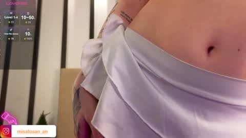 Snapshot of misatosan_ chatting on 02.04.25 Annie dont forget to thumbs up me online show from 02.04.25