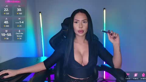 Snapshot of mishablueee chatting on 01.09.25 MishaBlueee online show from 01.09.25