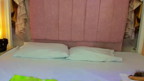 Mishell online show from 02.12.26