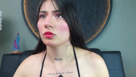 Charlotte online show from 11.18.25