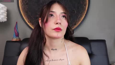 Snapshot of miss___charlotte chatting on 05.05.26 Charlotte online show from 05.05.26