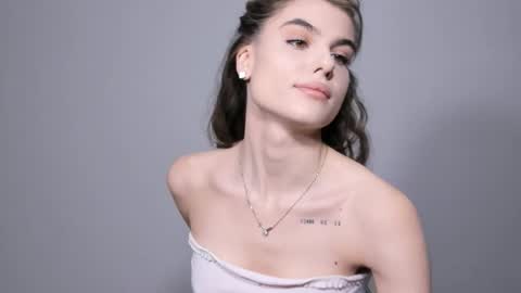 Snapshot of miss_algel chatting on 02.13.25 Katrin online show from 02.13.25