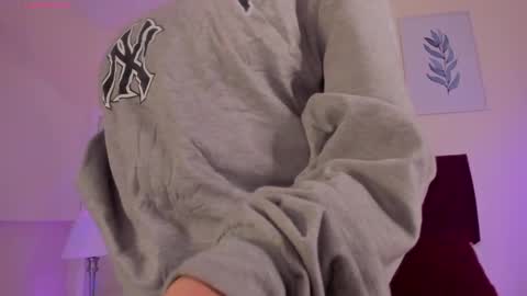 Amanda Reyes online show from 04.09.26